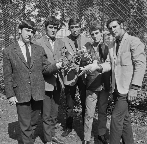 English rock band the Moody Blues prepare to release five birds into their air, UK, 3rd September 1964. From left to right, Graeme Edge, Ray Thomas,...